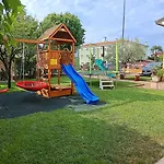 6932a * Umag